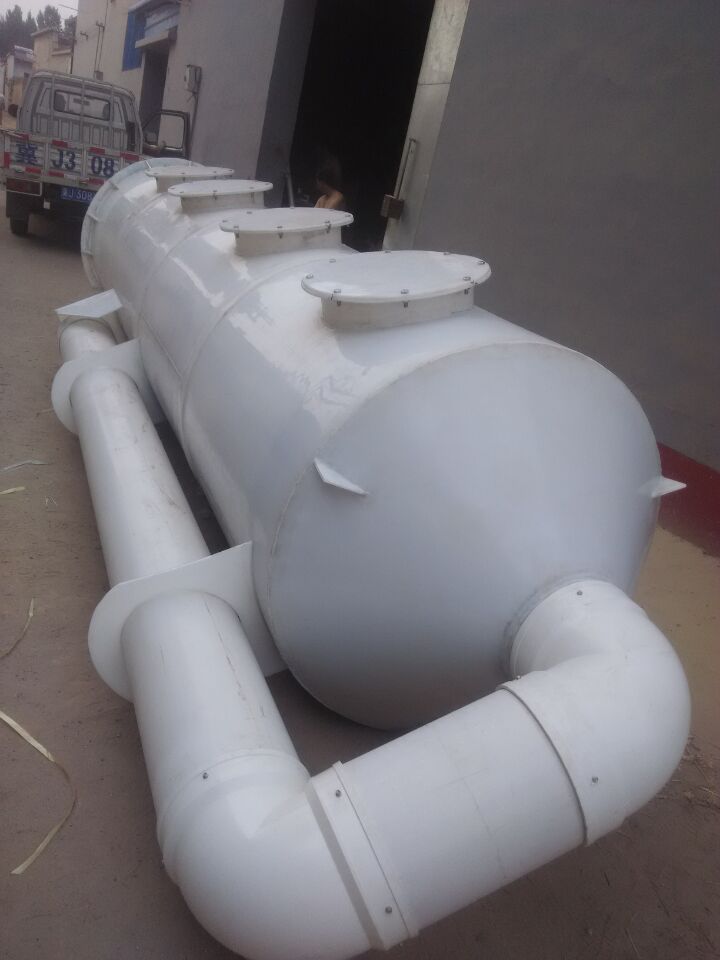 造紙廠廢氣惡臭處理采用什么方案，噴淋塔+UV光解氧化設(shè)備配套處理的一套方案。