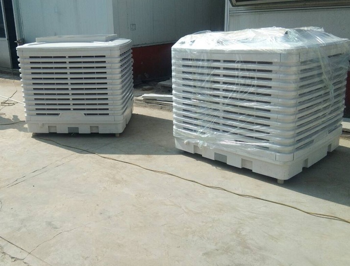 通風換氣型：如果室內空氣污濁，或者有異味等，同時還非常悶熱的車間廠房等場所，例如：印染車間、化工、電鍍或焊接、各種高密度養(yǎng)殖場所建議采用風機水簾降溫系統(tǒng)，此場所通風換氣是主要需求，兼顧降溫是次要需求。