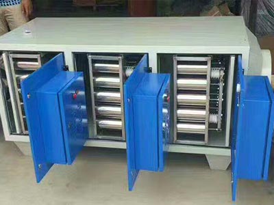 目前橡膠行業(yè)VOCs的處理方法有低溫等離子技術(shù)、吸附-回收技術(shù)、冷凝-消泡-催化氧化法、熱氧化技術(shù)、沸石輪吸附濃縮- rto協(xié)同技術(shù)、低溫等離子-光催化協(xié)同技術(shù)等。